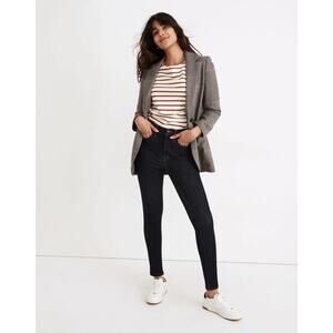 10" High-Rise Roadtripper Supersoft Jeggings in Rinse Wash Size 25T